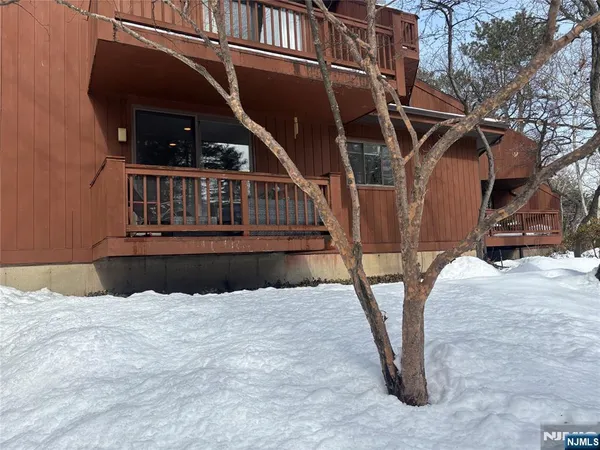 $3,300 | 497 Teal Plaza, Unit 497, Secaucus, NJ 07094