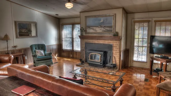 $629,000 | 6608 North N Highway, Leakey, TX 78873