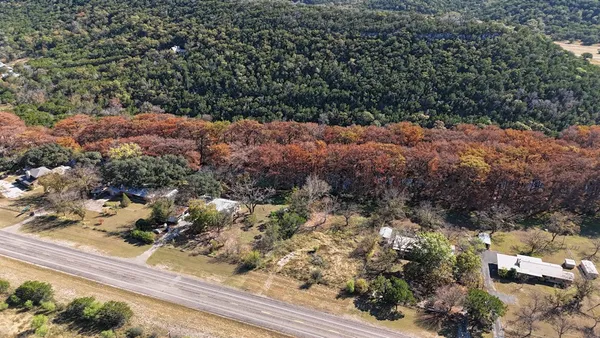 $629,000 | 6608 North N Highway, Leakey, TX 78873