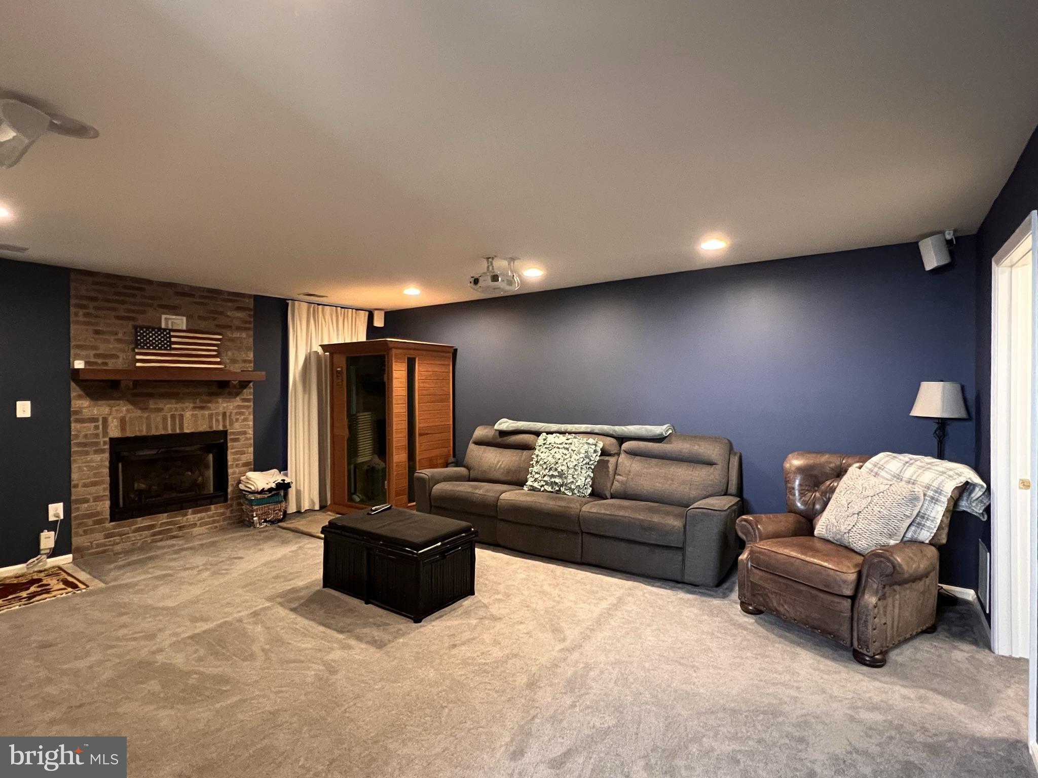 20709 Riptide Square Sterling, VA 20165 - Photo 44 of 61 Gallery Image 44