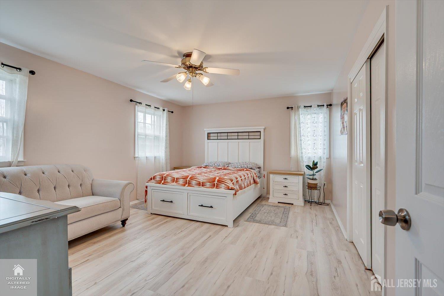 15 Roxy Avenue Edison, NJ 08820 - Photo 20 of 37