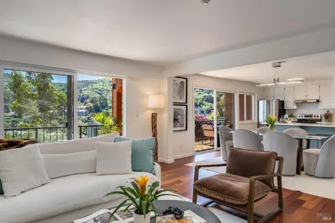 $1,295,000 | 70 Stanford Way, Sausalito, CA 94965