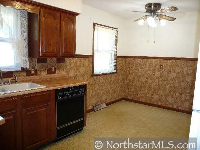 3019 O'Henry Road Brooklyn Center, MN 55429 - Photo 5 of 7