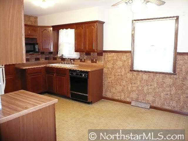 3019 O'Henry Road Brooklyn Center, MN 55429 - Photo 6 of 7