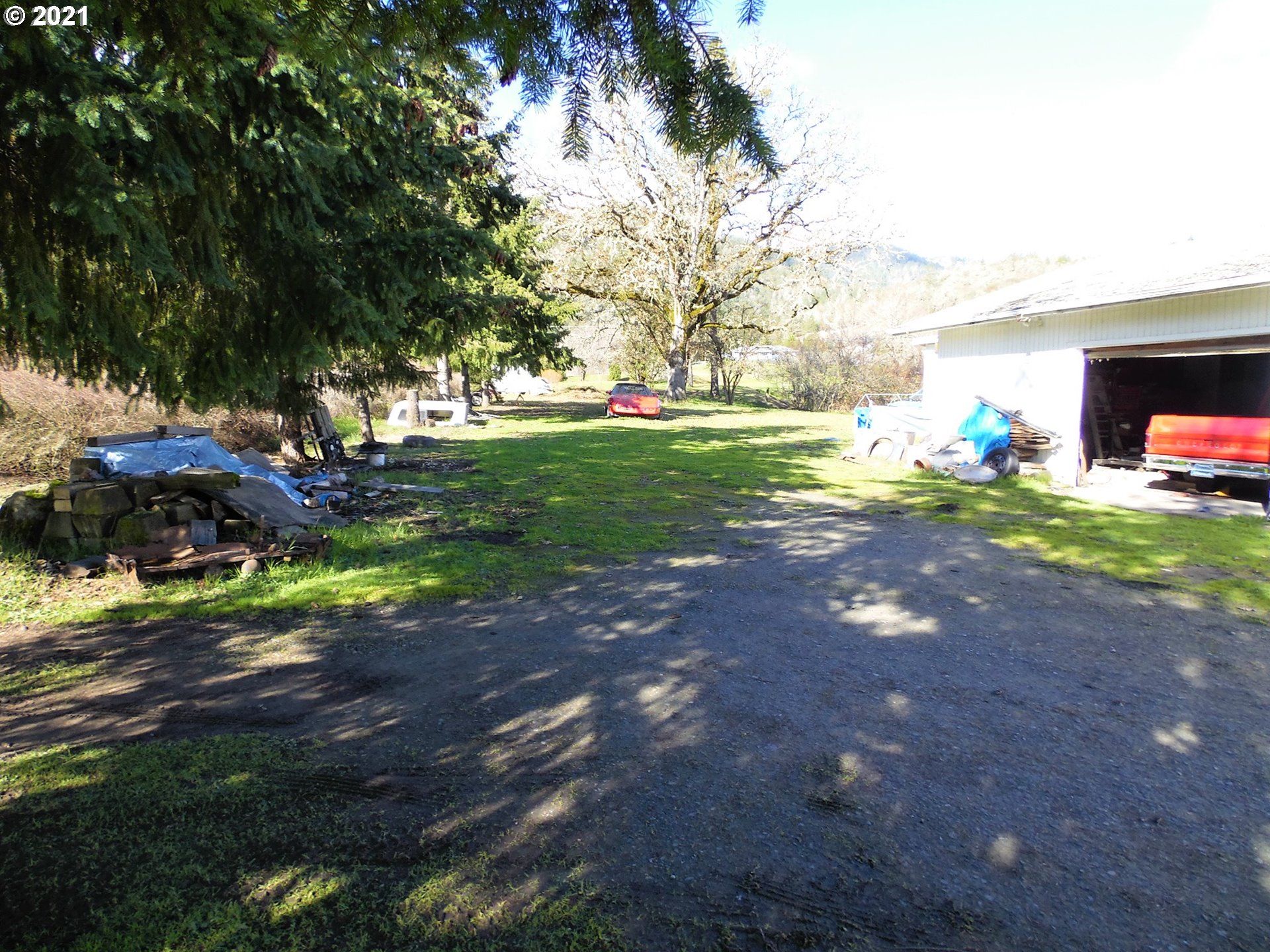 1740 North Myrtle Road Myrtle Creek, OR 97457 - Photo 5 of 22