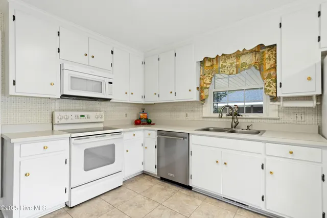 $287,000 | 920 Rollingwood Drive Northwest, Wilson, NC 27896