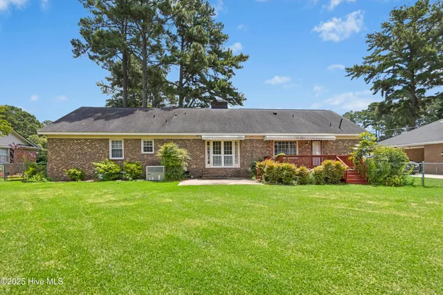 $287,000 | 920 Rollingwood Drive Northwest, Wilson, NC 27896