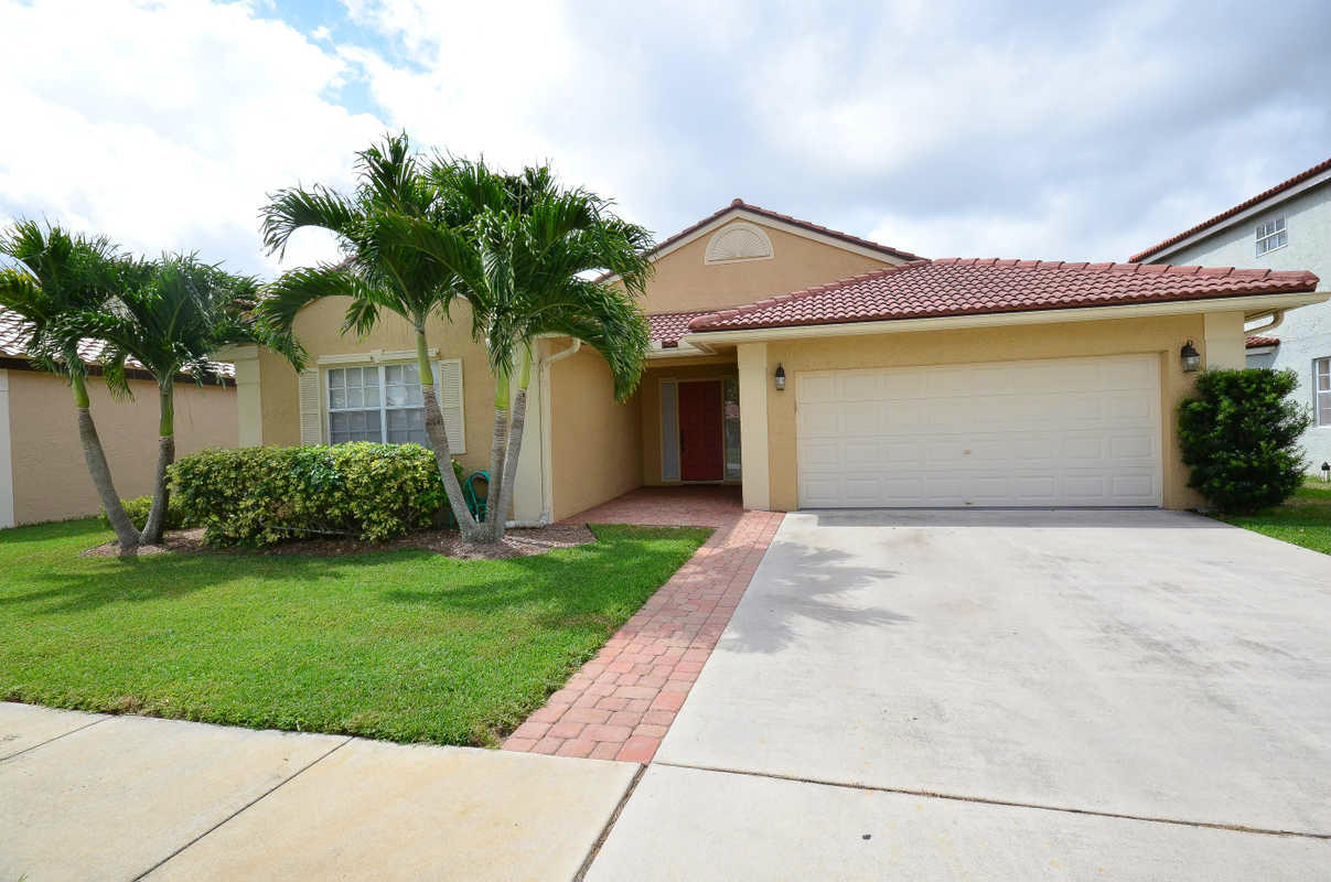 10604 Pebble Cove Lane Boca Raton, FL 33498 - Photo 2 of 14 Front Elevation