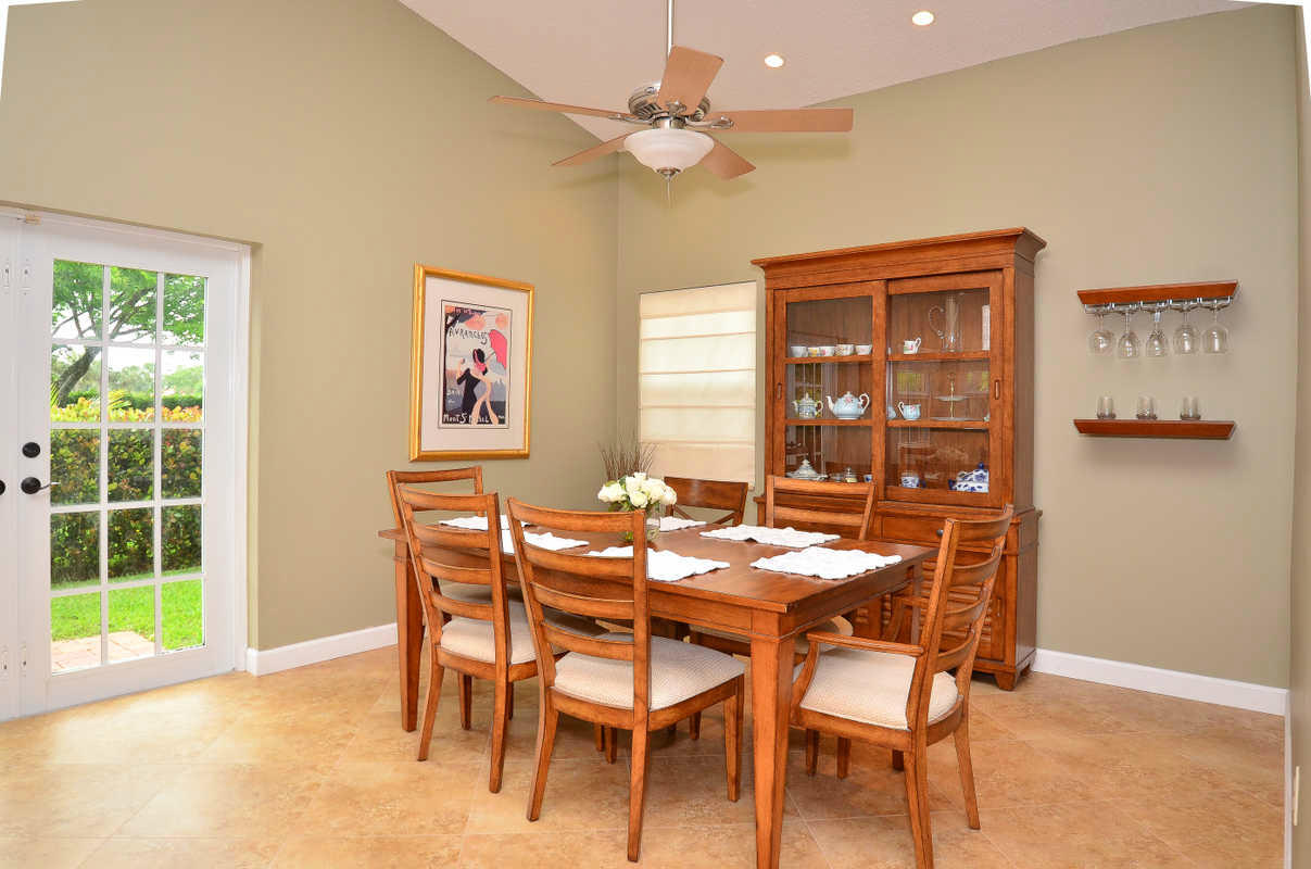 10604 Pebble Cove Lane Boca Raton, FL 33498 - Photo 4 of 14 Dining Room
