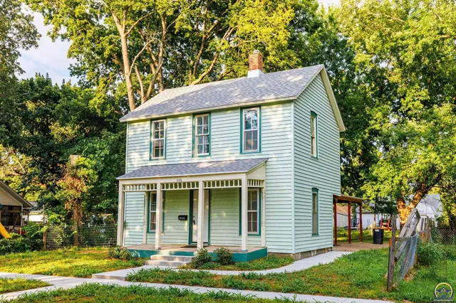 $119,000 | 206 Ash Street, Wamego, KS 66547