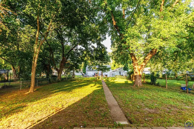 $119,000 | 206 Ash Street, Wamego, KS 66547