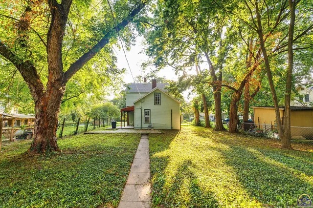 $119,000 | 206 Ash Street, Wamego, KS 66547