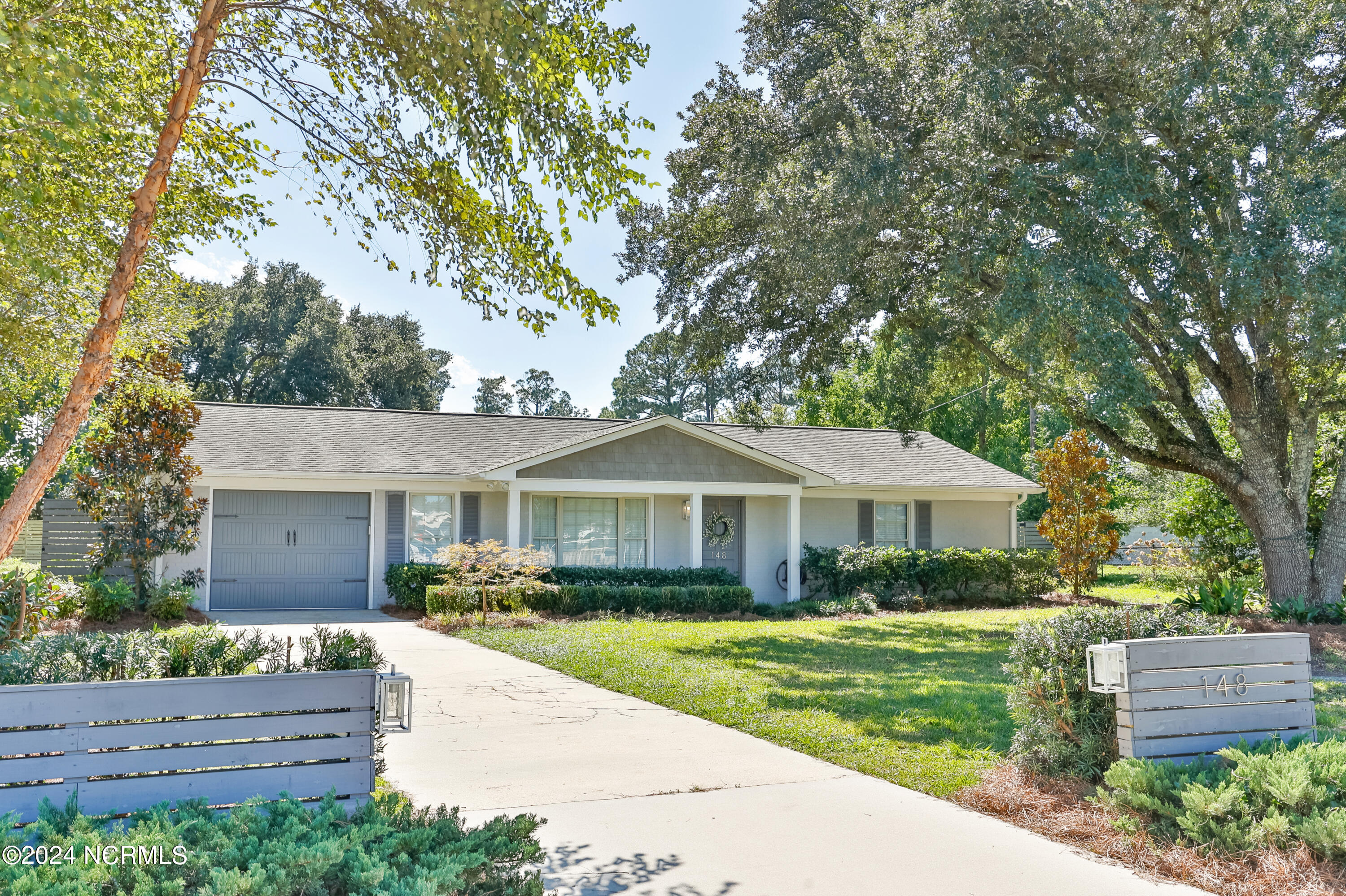 148 Pilgrim Circle Wilmington, NC 28401 - Photo 1 of 17 Front Exterior