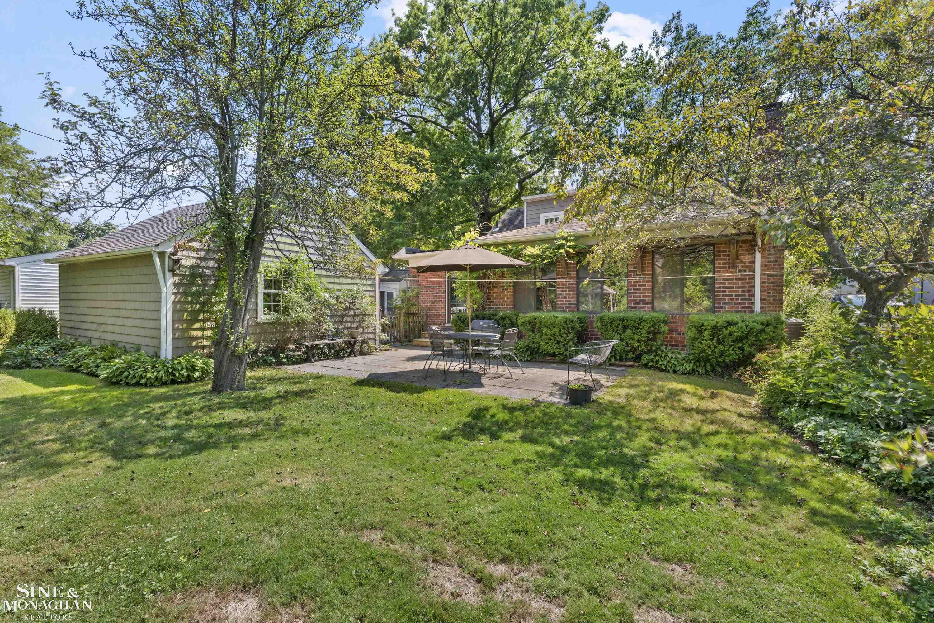 1022 Hampton Road Grosse Pointe Woods, MI 48236 - Photo 39 of 48