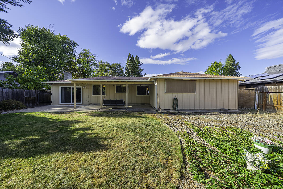 25 Donna Way Central Point, OR 97502 - Photo 20 of 21 20