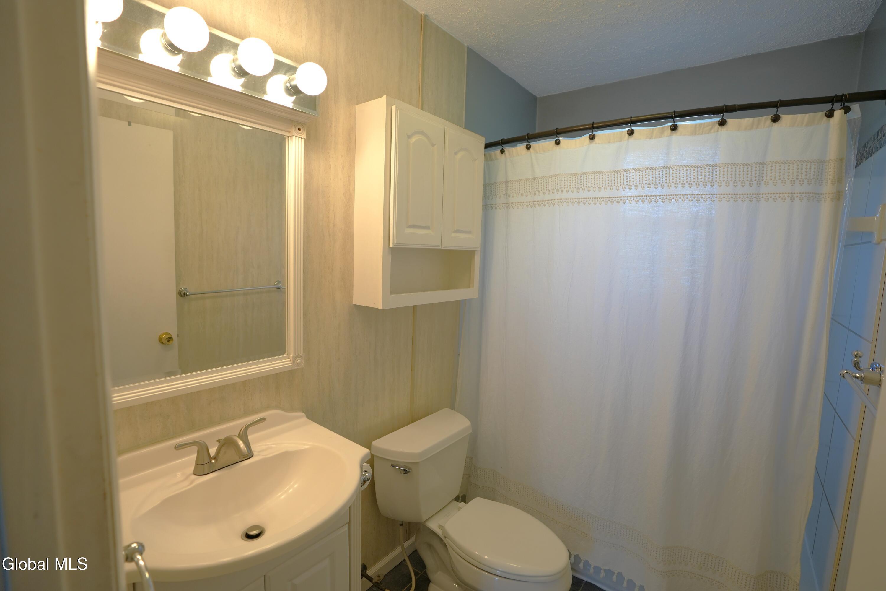 301 Bemis Road Gloversville, NY 12078 - Photo 13 of 26 11