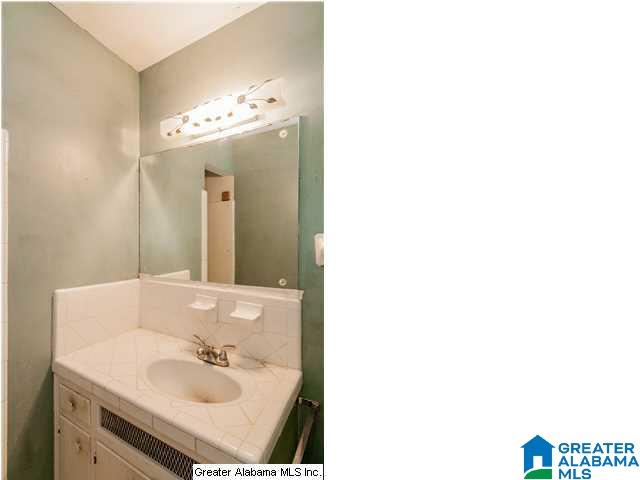 2019 Farley Road Birmingham, AL 35226 - Photo 20 of 32