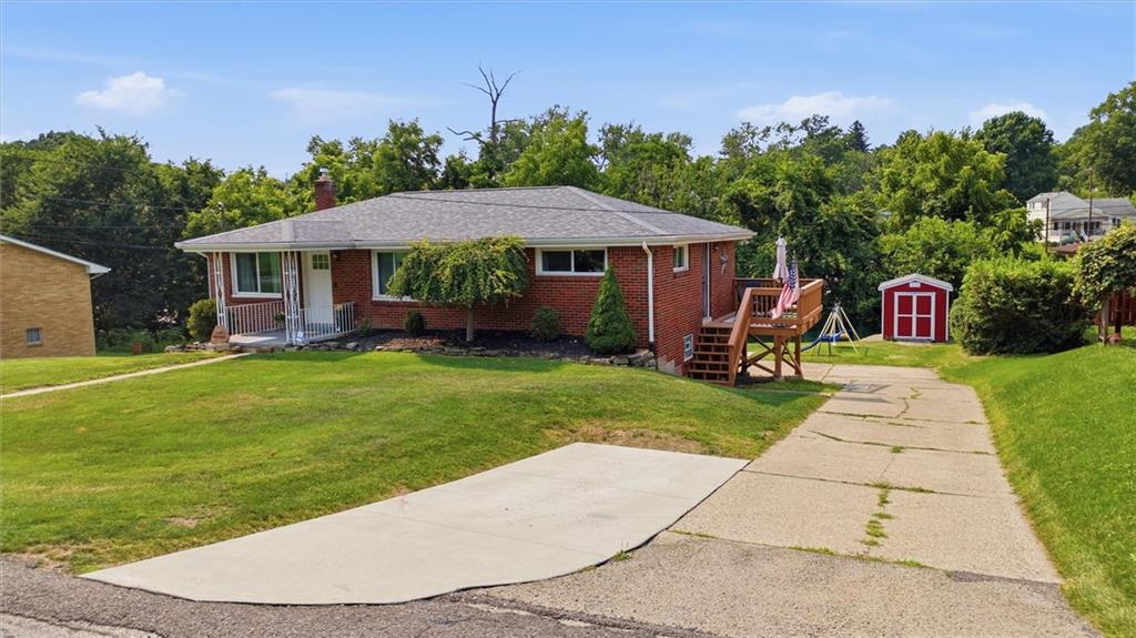1251 Sunnybrook Road Washington, PA 15301 - Photo 2 of 31