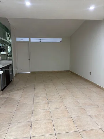 $2,400 | 6725 Northwest 174th Terrace, Unit G12, Hialeah, FL 33015
