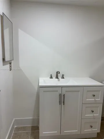 $2,400 | 6725 Northwest 174th Terrace, Unit G12, Hialeah, FL 33015