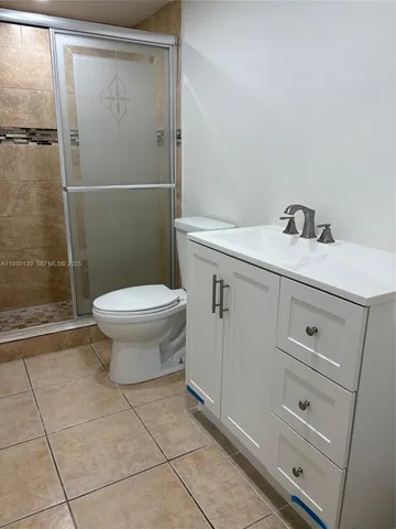 $2,400 | 6725 Northwest 174th Terrace, Unit G12, Hialeah, FL 33015