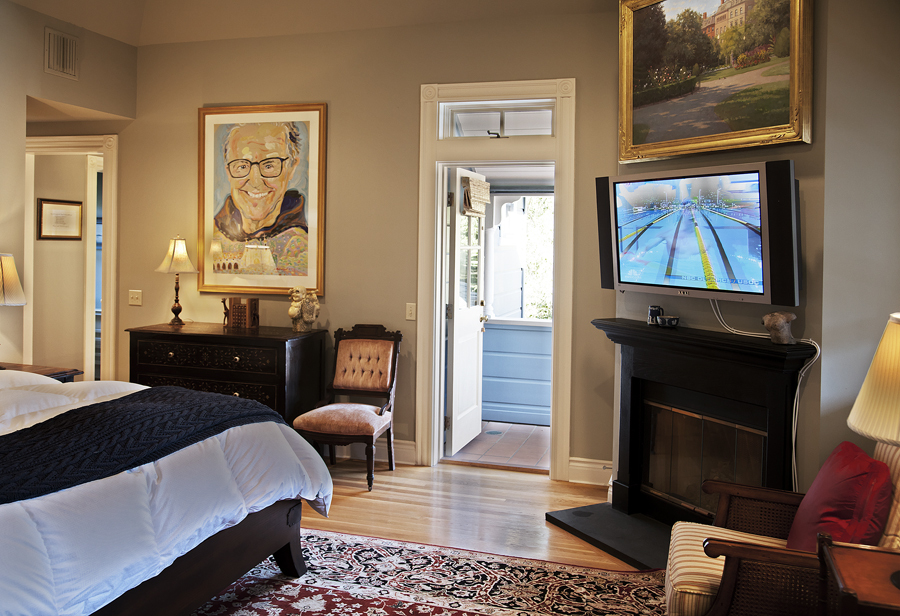 2898 Torito Road Summerland, CA 93108 - Photo 6 of 11 a bedroom with furniture and a painting on the wall