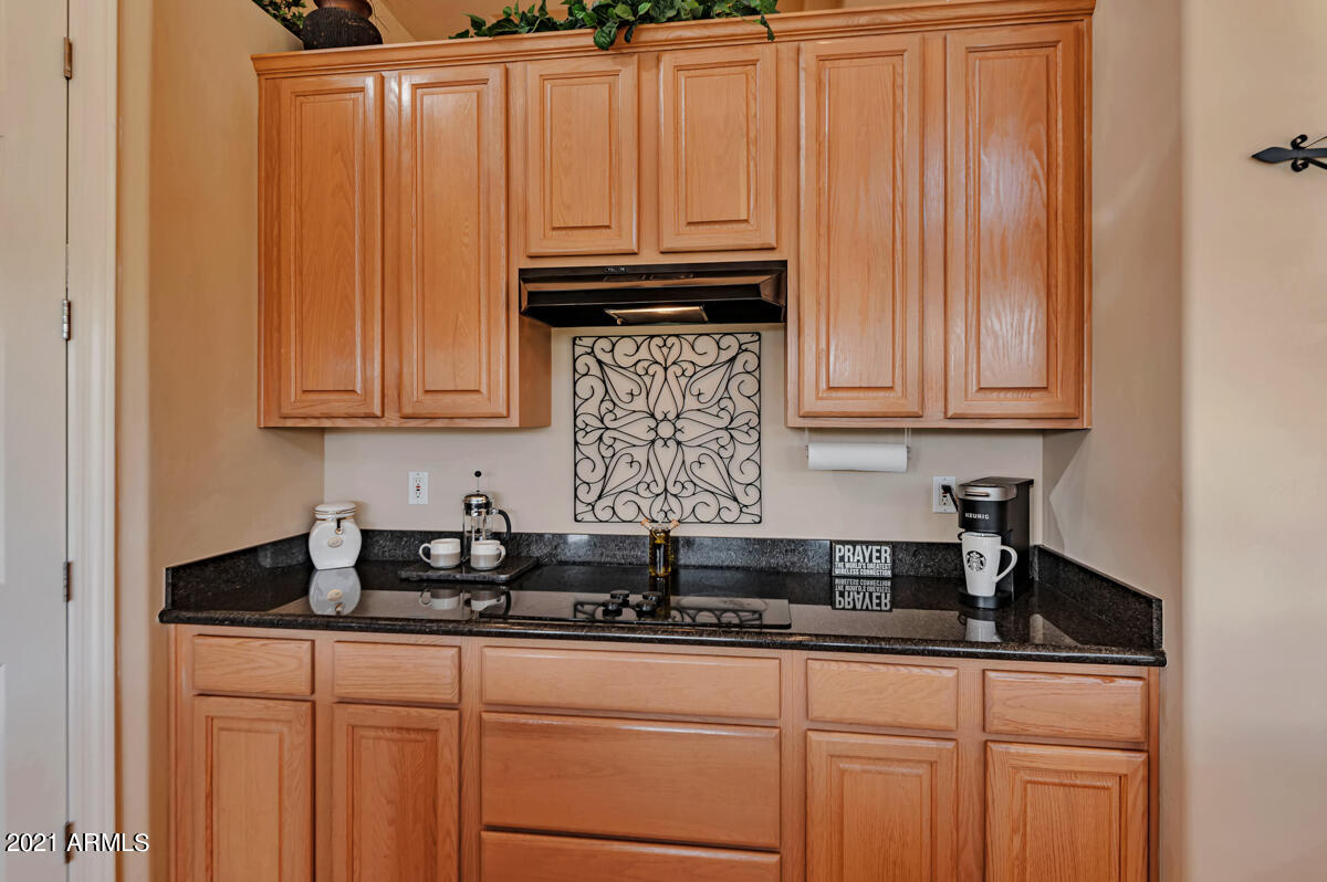 4221 North Recker Road Mesa, AZ 85215 - Photo 17 of 57 Kitchen 4891