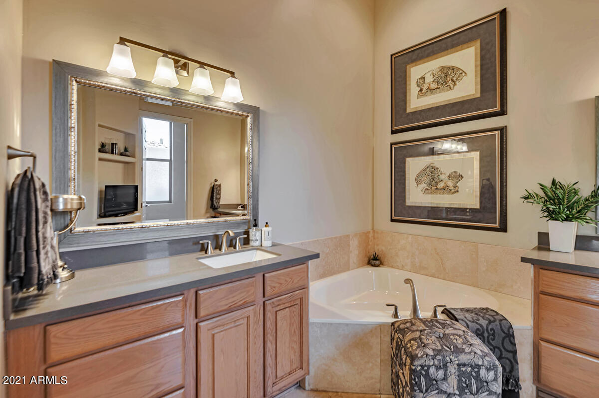 4221 North Recker Road Mesa, AZ 85215 - Photo 29 of 57 Master Bath 4843