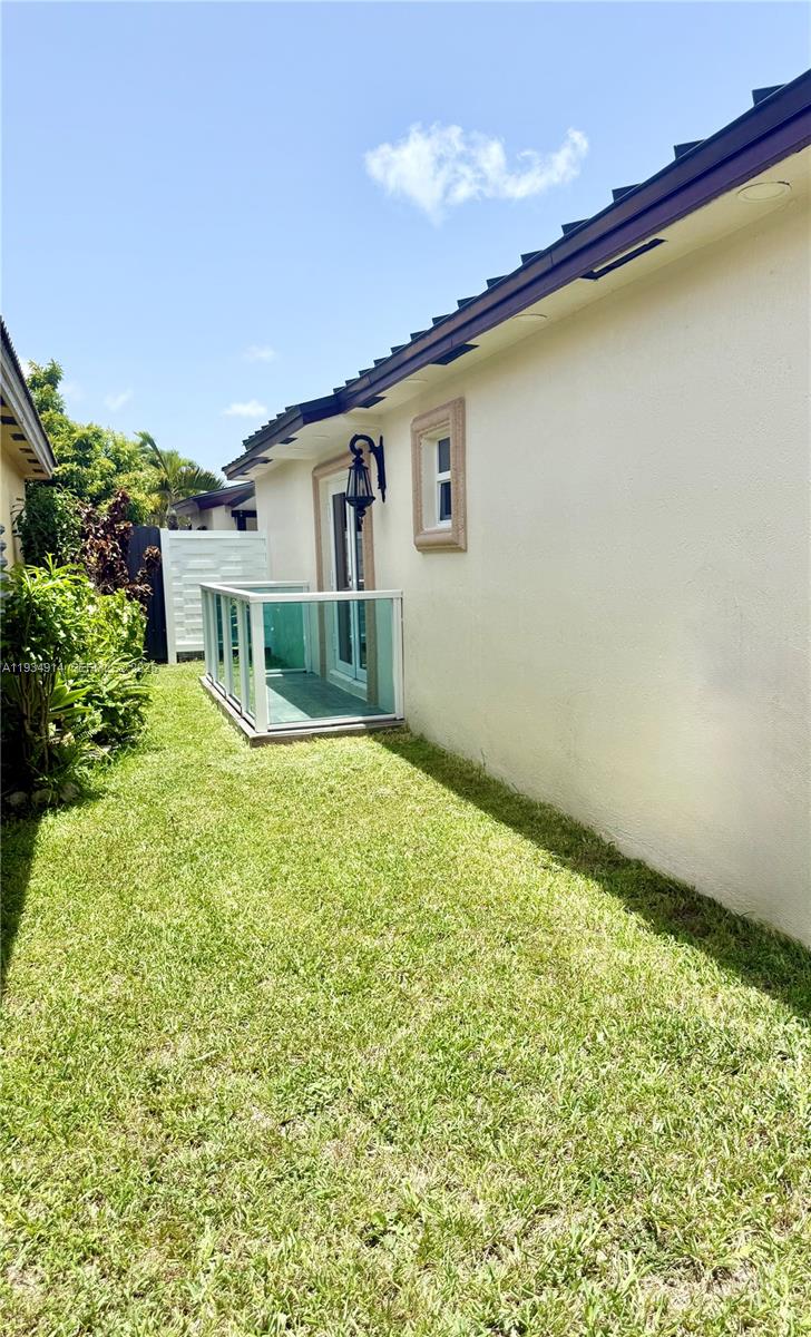 13267 Southwest 277th Terrace Homestead, FL 33032 - Photo 23 of 23 a house with a outdoor space