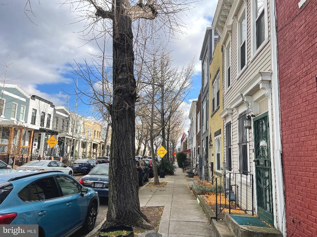 1609 Gales Street Northeast Washington, DC 20002 - Photo 4 of 29 a view of outdoor space with seating area