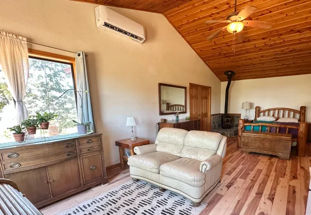 $885,000 | 4022 Sheep Ranch Road, Murphys, CA 95247