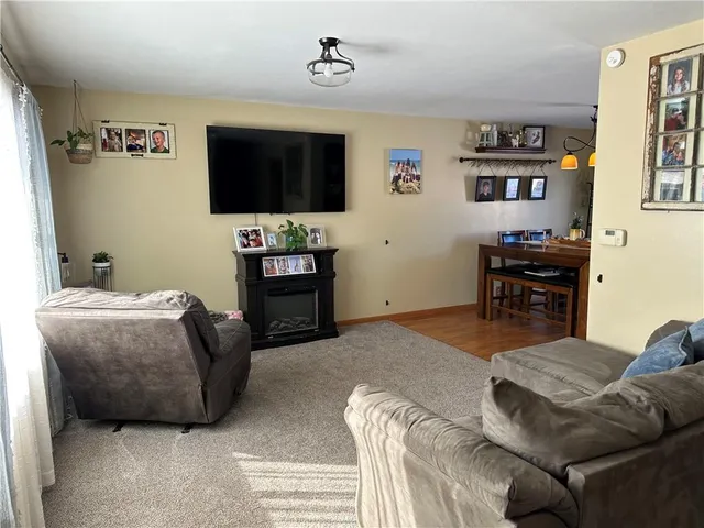 $255,000 | 166 Crescent Drive, Chillicothe, MO 64601