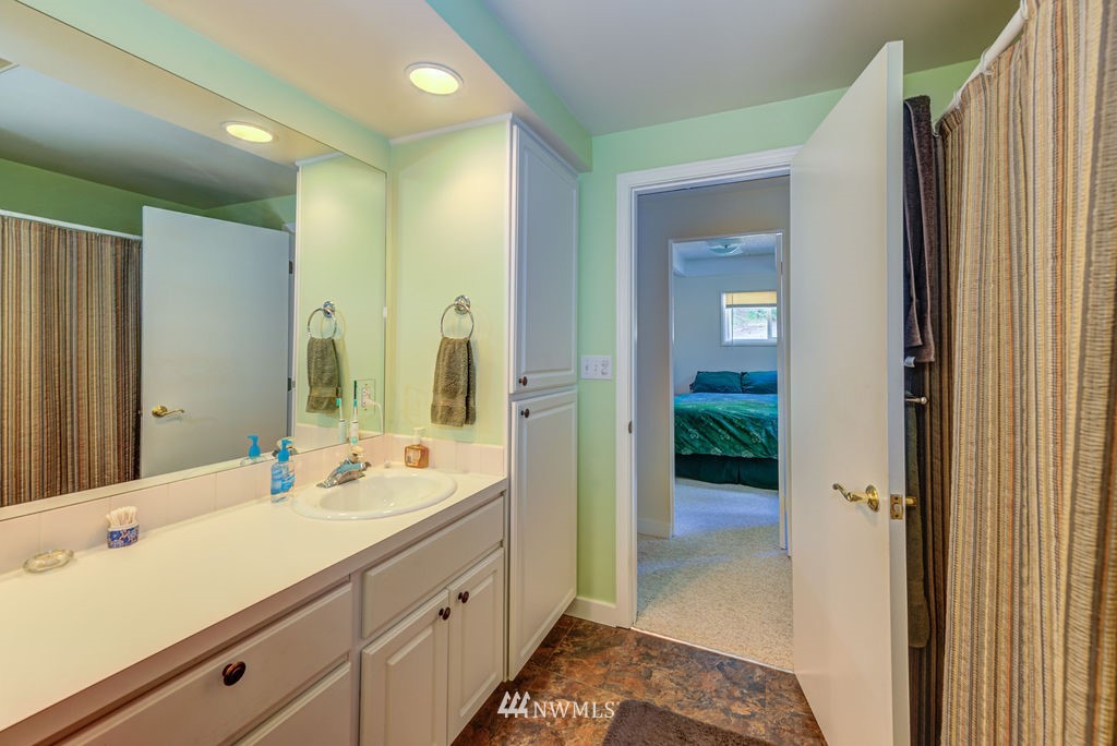 5280 Squilchuck Road Wenatchee, WA 98801 - Photo 16 of 40 Gallery Image 16