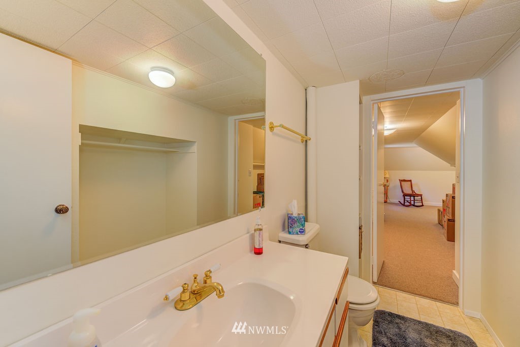 5280 Squilchuck Road Wenatchee, WA 98801 - Photo 18 of 40 Gallery Image 18