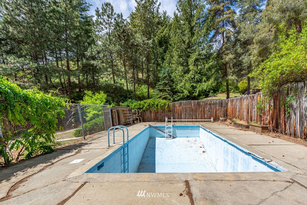 5280 Squilchuck Road Wenatchee, WA 98801 - Photo 8 of 40 Gallery Image 8