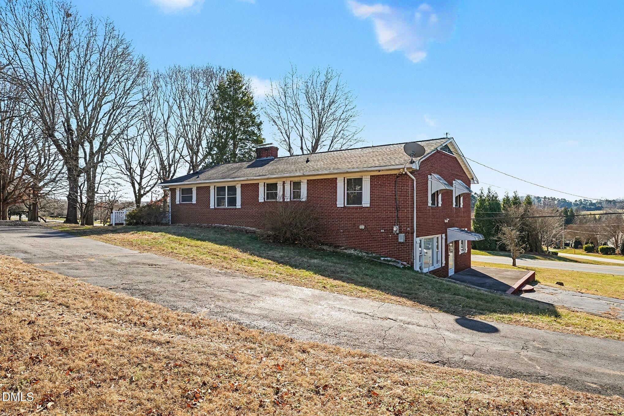 4405 Thomasville Road Winston-Salem, NC 27107 - Photo 4 of 27 file_9821