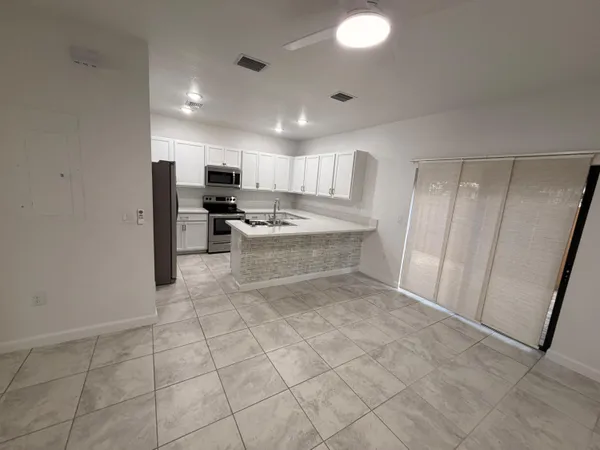 $3,350 | 315 Northeast 208th Terrace, Miami, FL 33179