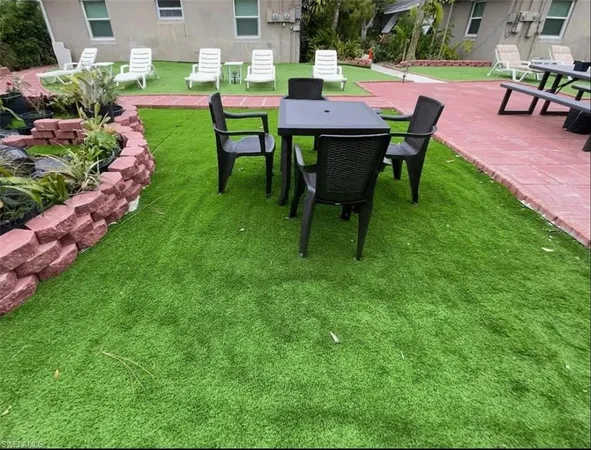 $1,700 | 1136 Michigan Avenue, Naples, FL 34103