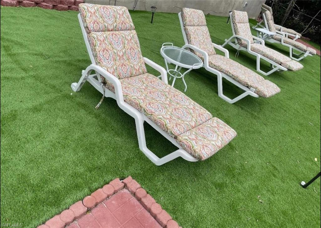 1136 Michigan Avenue Naples, FL 34103 - Photo 5 of 6