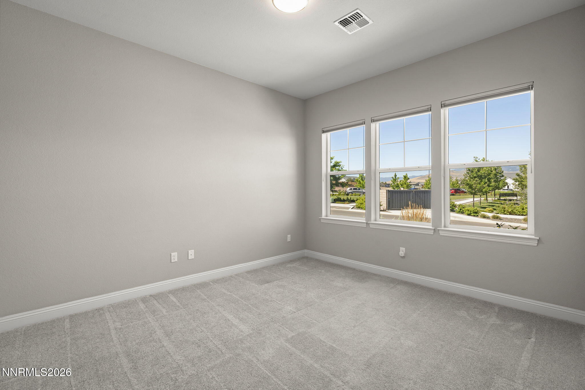 12518 Woods Clover Street Reno, NV 89521 - Photo 23 of 43 29-web-or-mls-_DSC9641