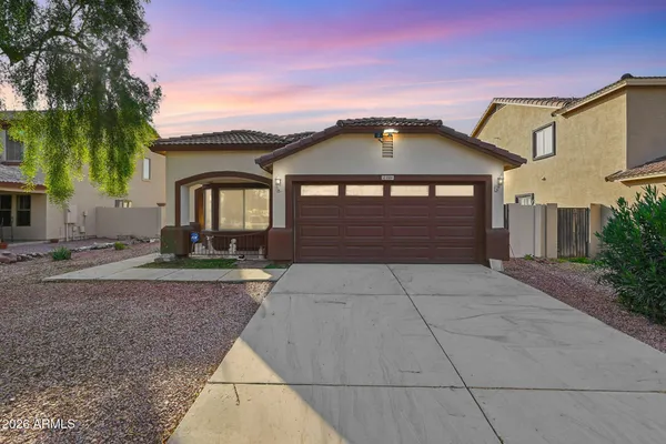 $379,900 | 8109 West Globe Avenue, Phoenix, AZ 85043