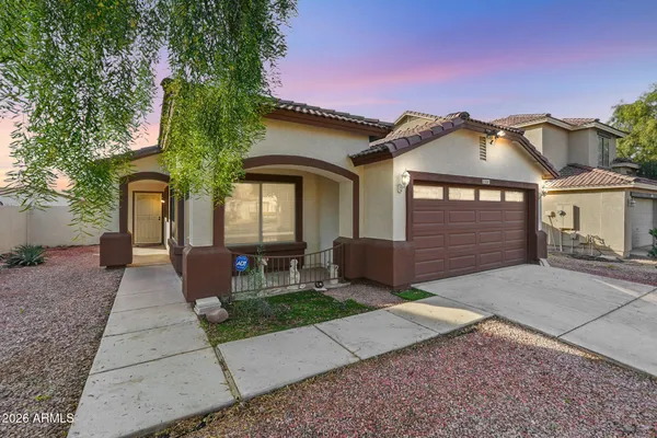 $379,900 | 8109 West Globe Avenue, Phoenix, AZ 85043