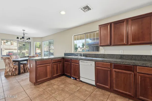 $379,900 | 8109 West Globe Avenue, Phoenix, AZ 85043