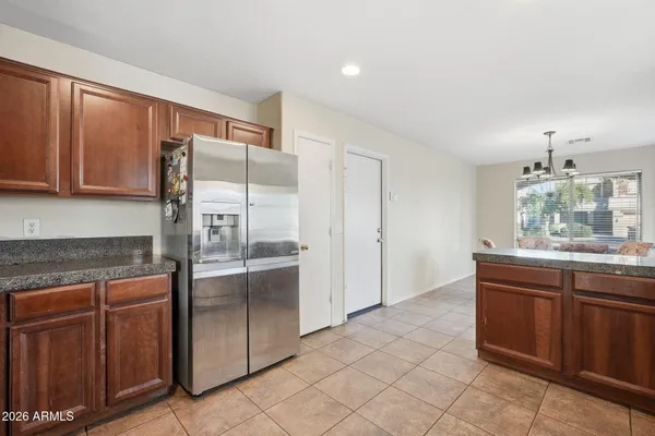 $379,900 | 8109 West Globe Avenue, Phoenix, AZ 85043