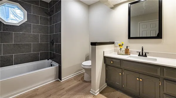 $410,000 | 16900 East 49 Terrace South, Independence, MO 64055