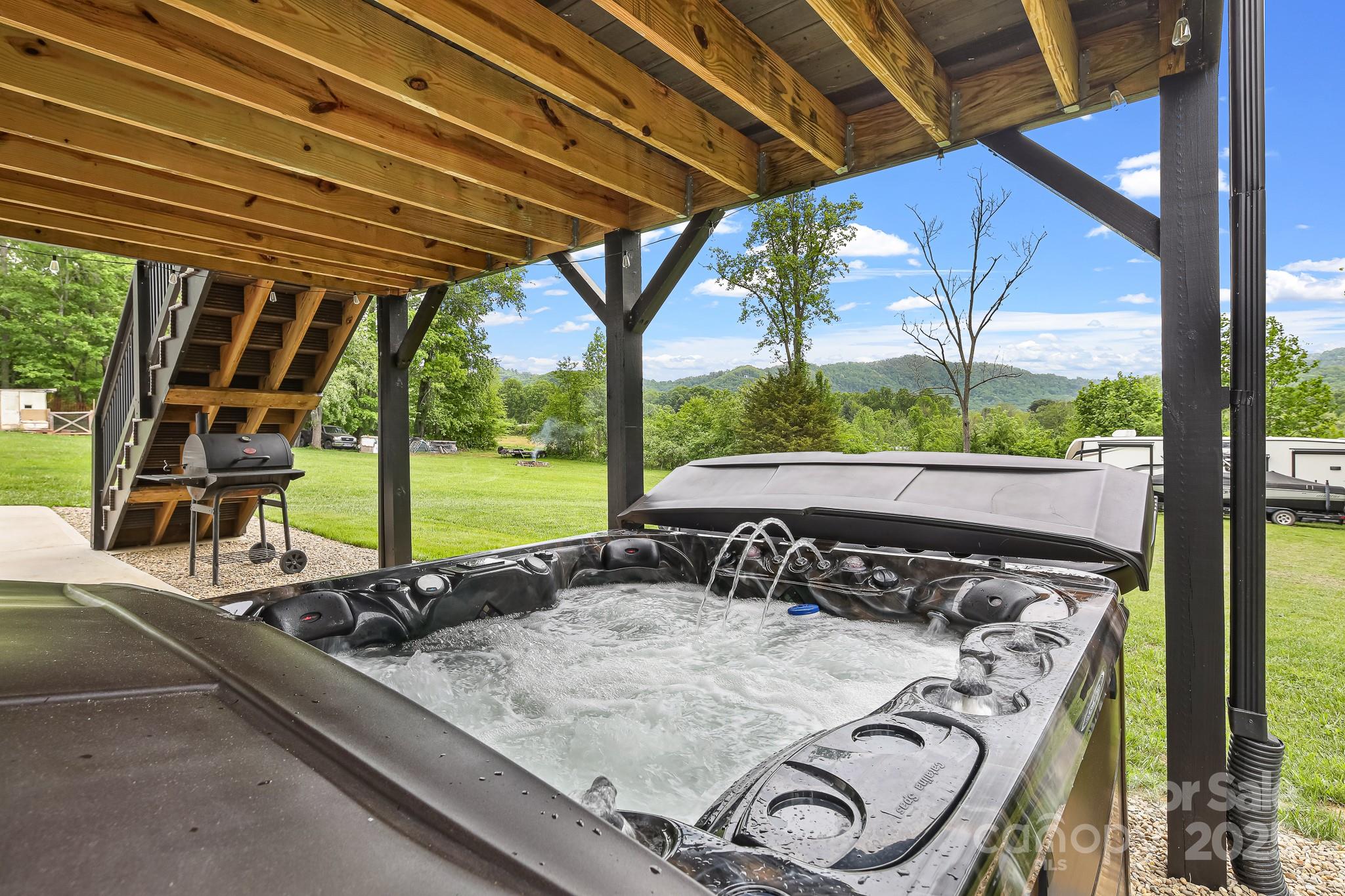 32 Taylor Mountain Road Candler, NC 28715 - Photo 3 of 44