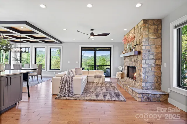 $589,000 | 32 Taylor Mountain Road, Candler, NC 28715