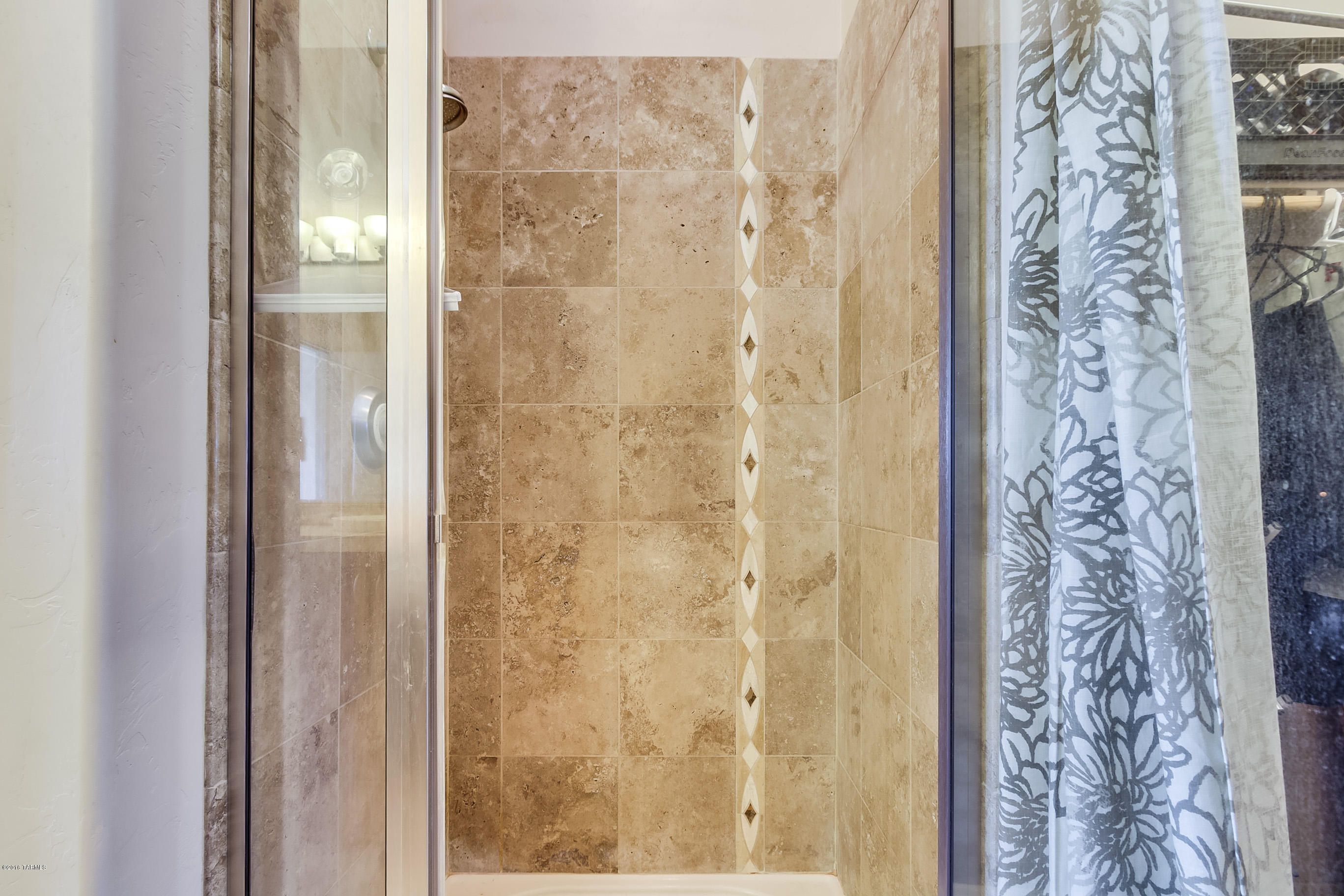 2010 East River Road, Unit 200 Tucson, AZ 85718 - Photo 23 of 31