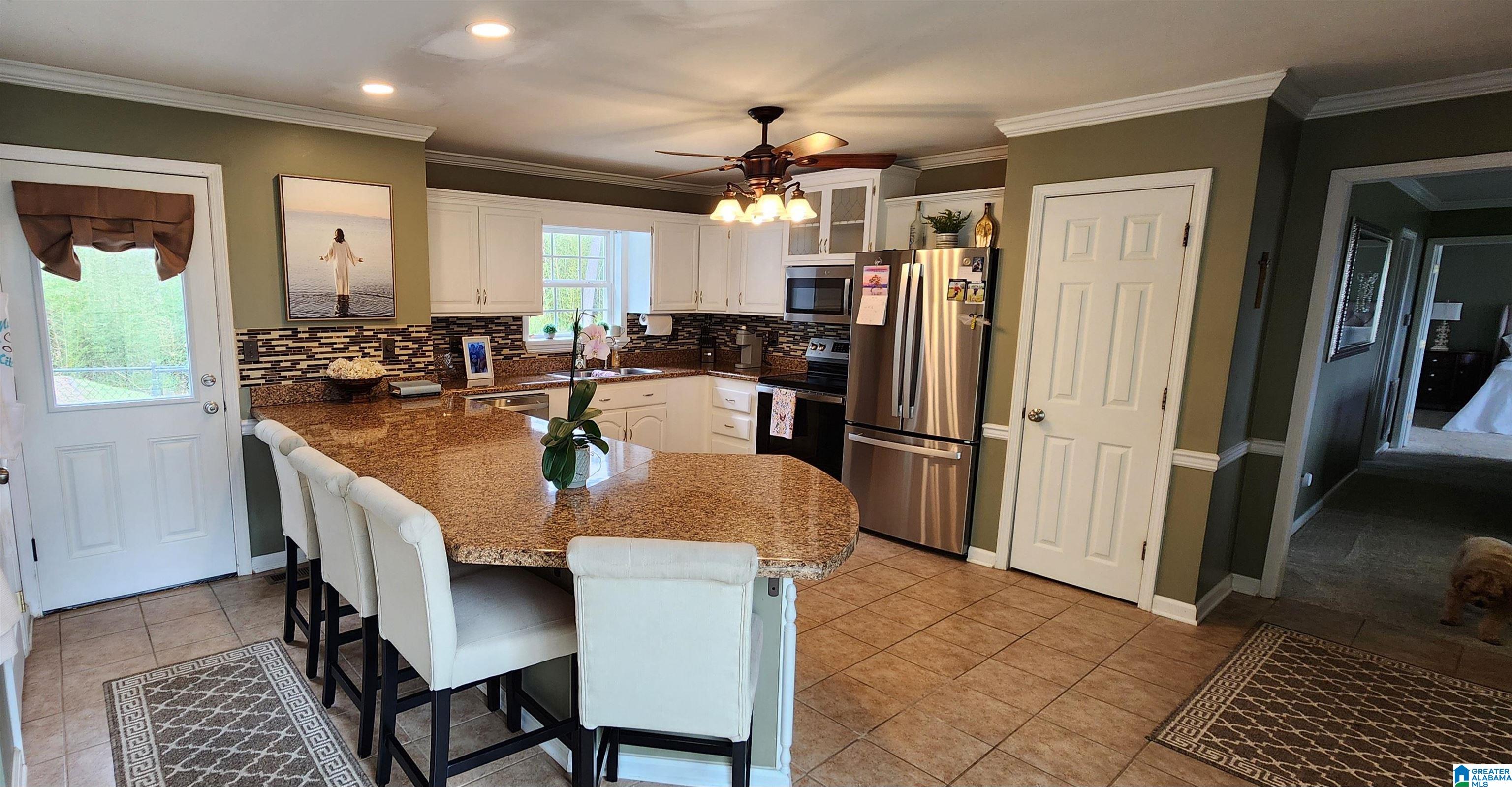 250 Martin Drive Oneonta, AL 35121 - Photo 16 of 40