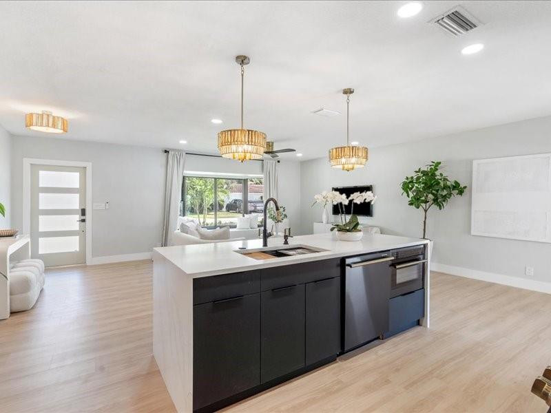 984 Southwest 7th Street Boca Raton, FL 33486 - Photo 6 of 26 Photo 6